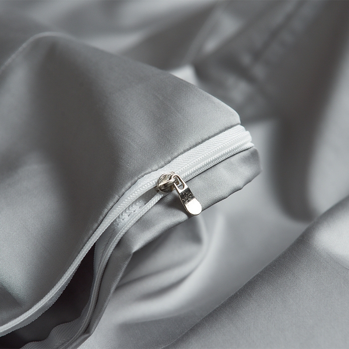 91家纺网 家纺一手货源 找家纺 瑞驰家纺 2025新款长绒棉纯棉绣花四件套-棋盘格系列 棋盘格-高级灰