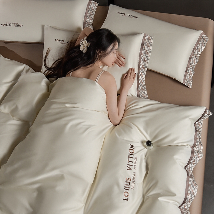 91家纺网 家纺一手货源 找家纺 瑞驰家纺 2025新款长绒棉纯棉绣花四件套-棋盘格系列 棋盘格-米黄咖