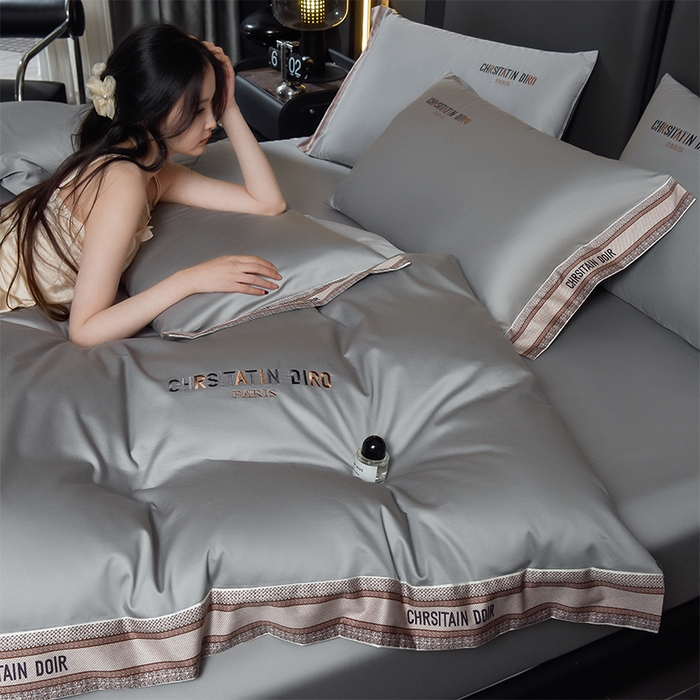 91家纺网 家纺一手货源 找家纺 瑞驰家纺 2025新款长绒棉纯棉绣花四件套-莱桉系列 莱桉-朵拉灰