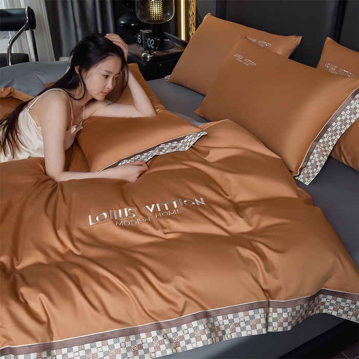 91家纺网 家纺一手货源 找家纺 瑞驰家纺 2025新款长绒棉纯棉绣花四件套-棋盘格系列 棋盘格-摩卡橙