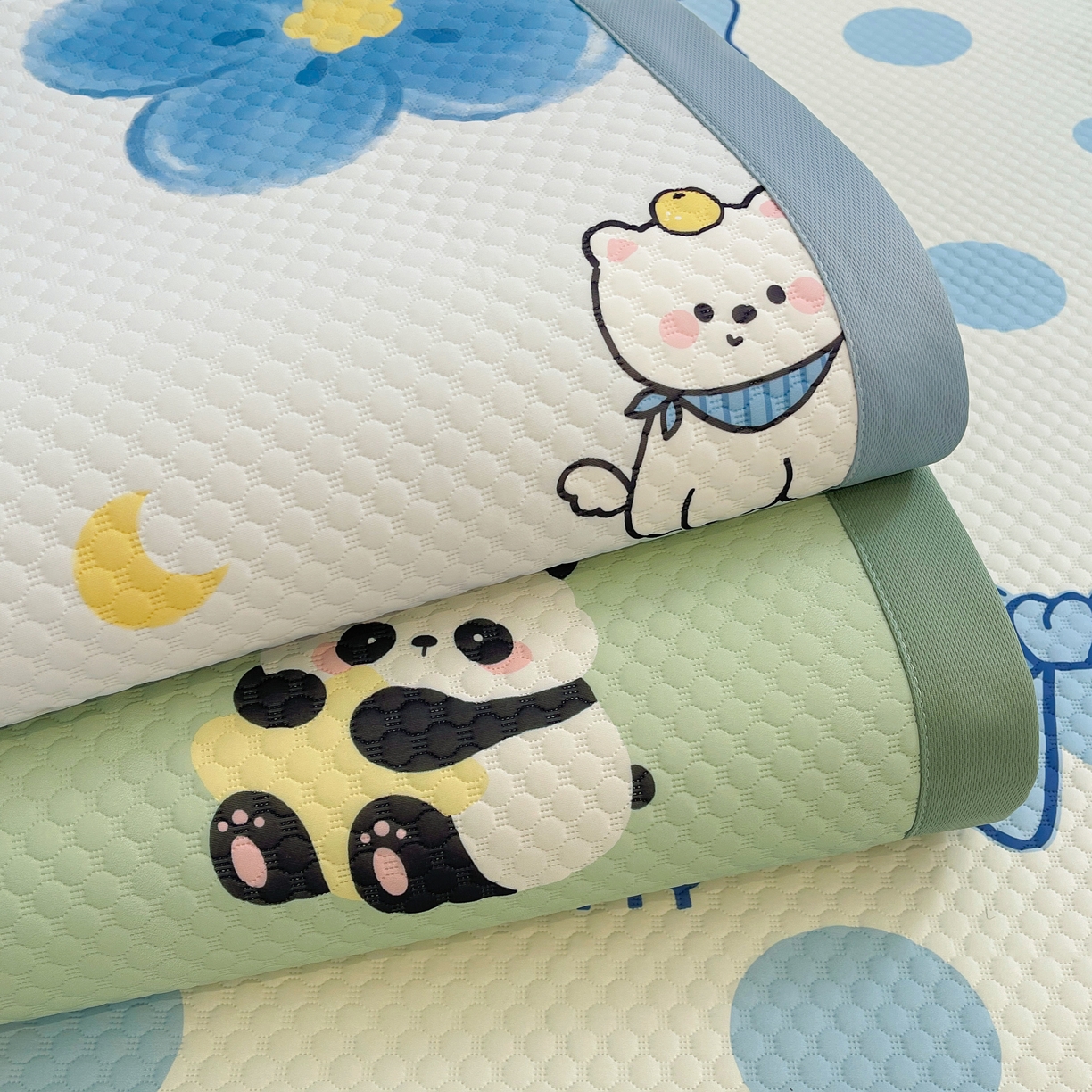 91家纺网 家纺一手货源 找家纺 （总）喜居 2025新款A类印花凉感豆豆三明治复合款凉席席子