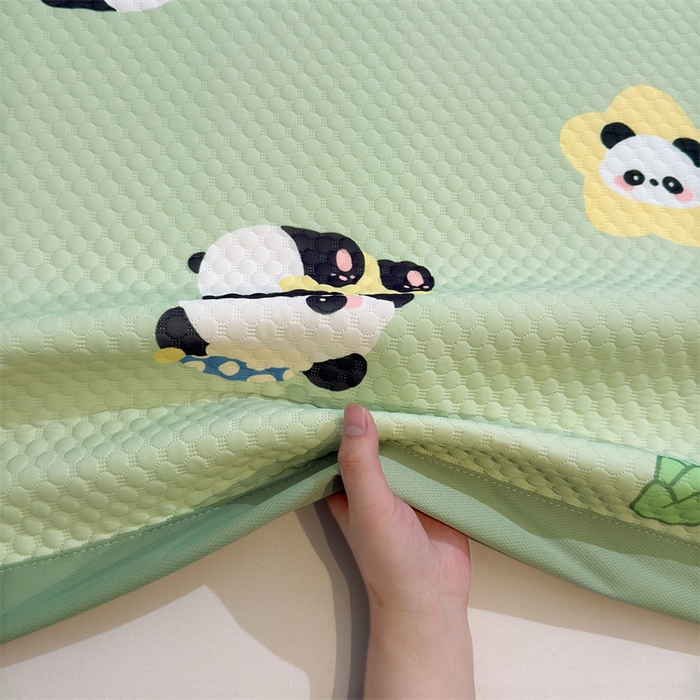 91家纺网 家纺一手货源 找家纺 喜居 2025新款A类印花凉感豆豆三明治复合款凉席席子 三明治复合款-小熊猫