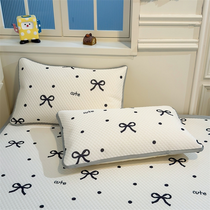 91家纺网 家纺一手货源 找家纺 喜居 2025新款A类印花凉感豆豆三明治复合款凉席席子 三明治复合款-波点蝴蝶结