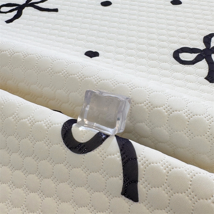 91家纺网 家纺一手货源 找家纺 喜居 2025新款A类印花凉感豆豆三明治复合款凉席席子 三明治复合款-波点蝴蝶结