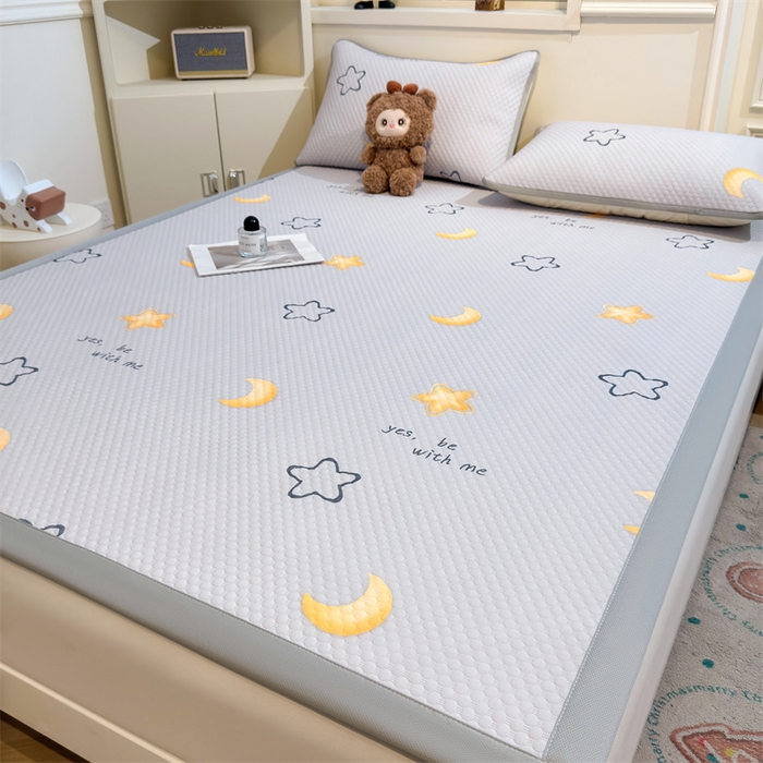 91家纺网 家纺一手货源 找家纺 喜居 2025新款A类印花凉感豆豆三明治复合款凉席席子 三明治复合款-星月