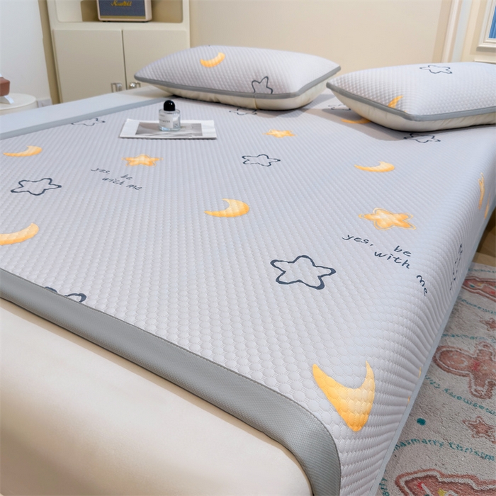 91家纺网 家纺一手货源 找家纺 喜居 2025新款A类印花凉感豆豆三明治复合款凉席席子 三明治复合款-星月