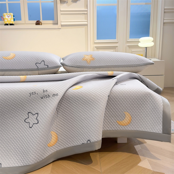 91家纺网 家纺一手货源 找家纺 喜居 2025新款A类印花凉感豆豆三明治复合款凉席席子 三明治复合款-星月