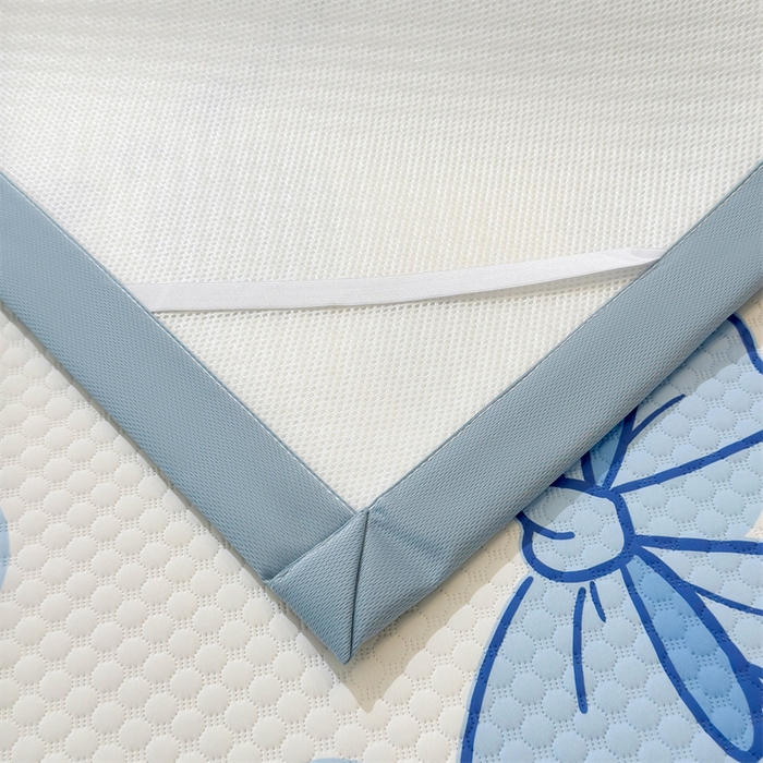 91家纺网 家纺一手货源 找家纺 喜居 2025新款A类印花凉感豆豆三明治复合款凉席席子 三明治复合款-蓝色蝴蝶结