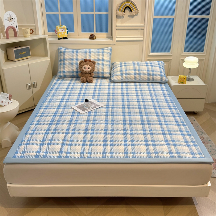 91家纺网 家纺一手货源 找家纺 喜居 2025新款A类印花凉感豆豆三明治复合款凉席席子 三明治复合款-晨曦蓝