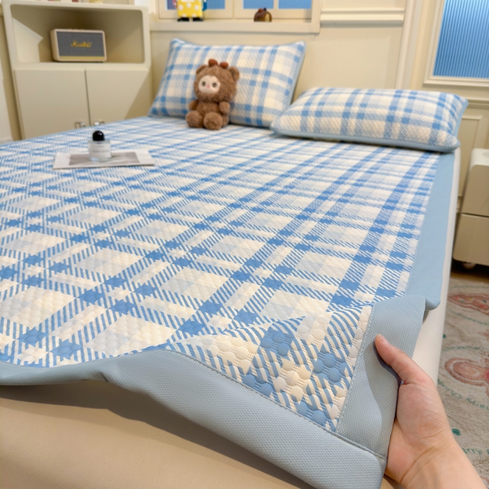 91家纺网 家纺一手货源 找家纺 喜居 2025新款A类印花凉感豆豆三明治复合款凉席席子 三明治复合款-晨曦蓝