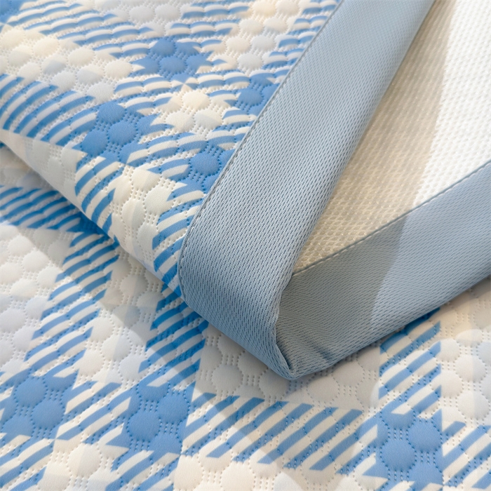 91家纺网 家纺一手货源 找家纺 喜居 2025新款A类印花凉感豆豆三明治复合款凉席席子 三明治复合款-晨曦蓝