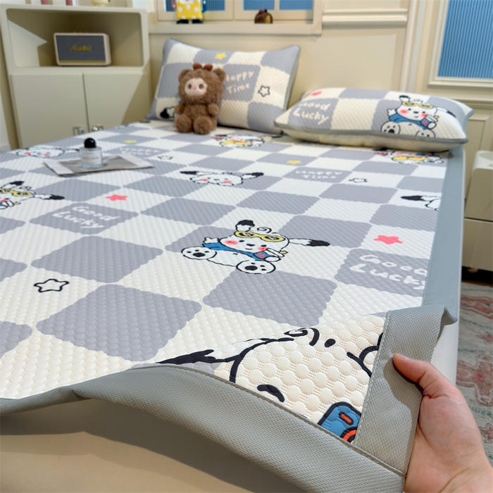 91家纺网 家纺一手货源 找家纺 喜居 2025新款A类印花凉感豆豆三明治复合款凉席席子 三明治复合款-欢乐狗