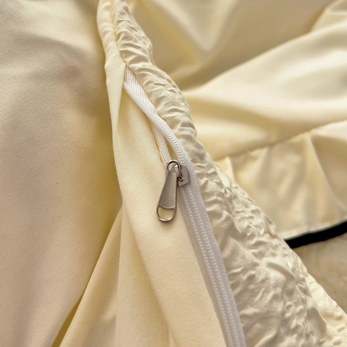 91家纺网 家纺一手货源 找家纺 畅畅家纺 2025新款时尚柔软水洗棉床盖被套四件套 米白