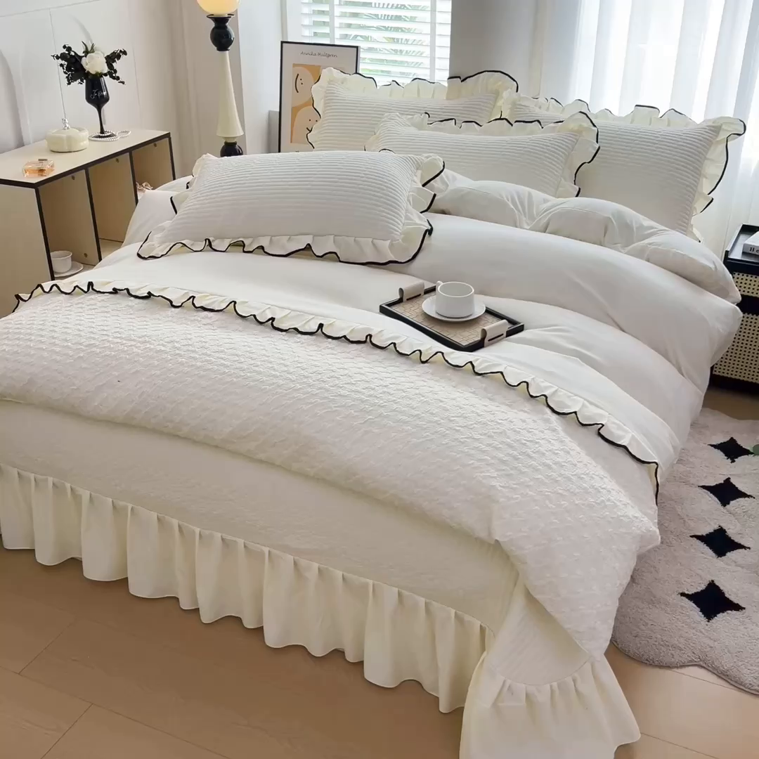 91家纺网 家纺一手货源 找家纺 畅畅家纺 2025新款时尚柔软水洗棉床盖被套四件套 米白