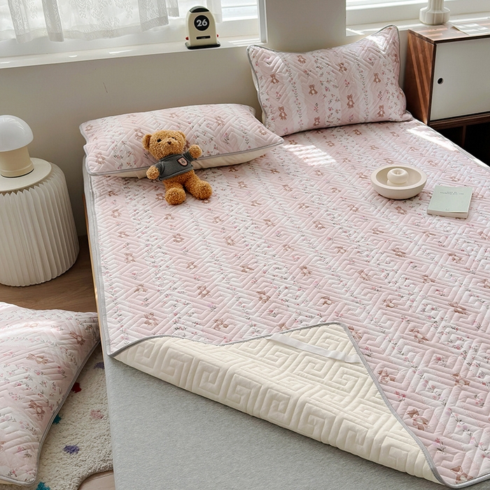 91家纺网 家纺一手货源 找家纺 舒居家纺 2025新款全棉纯棉防滑软床垫 床盖 （第一批） 唐顿庄园