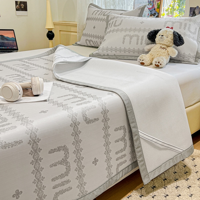 91家纺网 家纺一手货源 找家纺 2025新款A类高分子色织提花软凉席（平铺床席款） 格蕾女孩