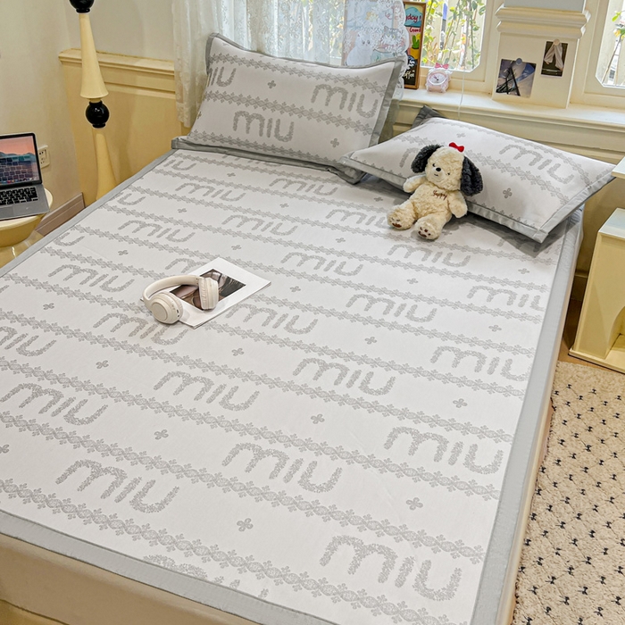 91家纺网 家纺一手货源 找家纺 2025新款A类高分子色织提花软凉席（平铺床席款） 格蕾女孩