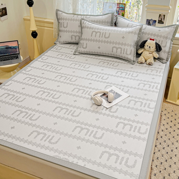 91家纺网 家纺一手货源 找家纺 2025新款A类高分子色织提花软凉席（平铺床席款） 格蕾女孩