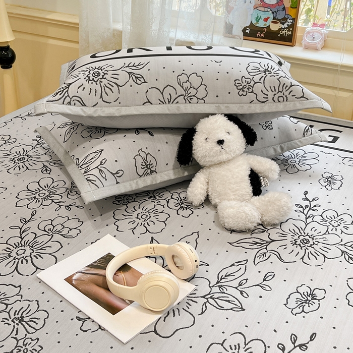 91家纺网 家纺一手货源 找家纺 2025新款A类高分子色织提花软凉席（平铺床席款） 薇薇安