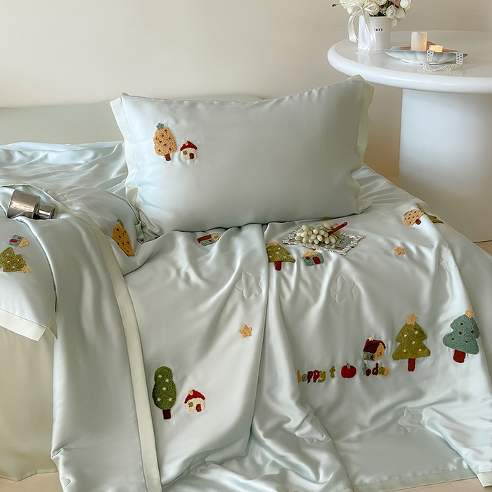 91家纺网 家纺一手货源 找家纺 FORTWO家纺原创设计（FOR TWO家纺） 2025新款60S兰精天丝断角款纯色毛巾绣夏被夏凉被空调被 许愿树