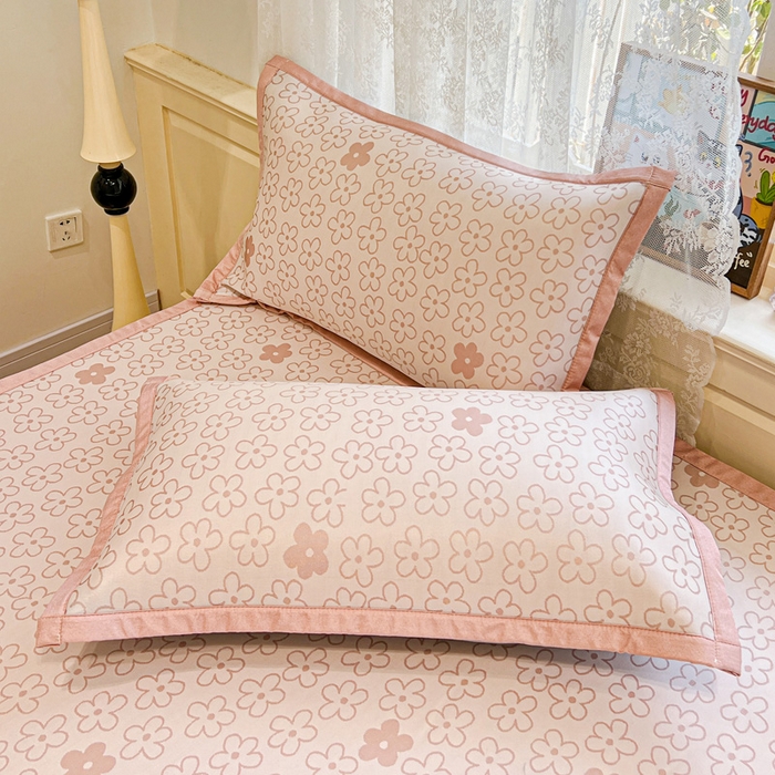 91家纺网 家纺一手货源 找家纺 2025新款A类高分子色织提花软凉席（平铺床席款） 小美满粉