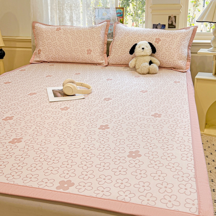 91家纺网 家纺一手货源 找家纺 2025新款A类高分子色织提花软凉席（平铺床席款） 小美满粉