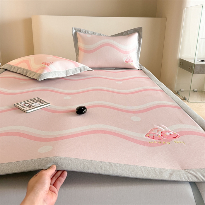 91家纺网 家纺一手货源 找家纺 （总）Sweet dreams甜梦 2025新款母婴级7A抗菌养生冰藤席席子凉席-影棚2床席款