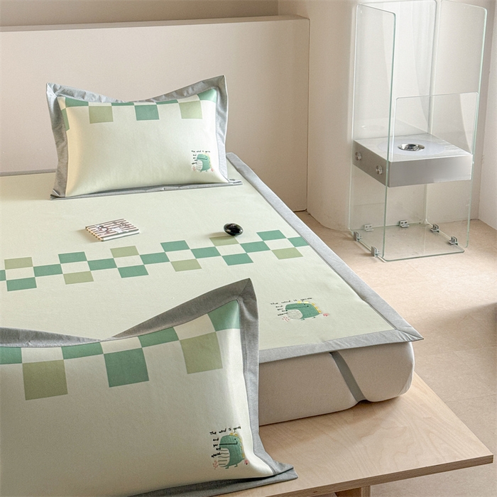 91家纺网 家纺一手货源 找家纺 Sweet dreams甜梦 2025新款母婴级7A抗菌养生冰藤席席子凉席-影棚2床席款 格子恐龙