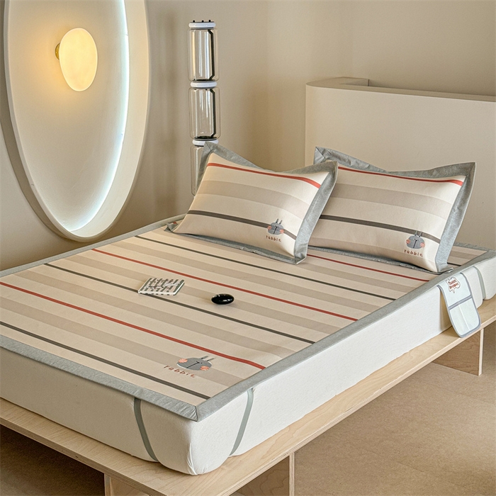 91家纺网 家纺一手货源 找家纺 Sweet dreams甜梦 2025新款母婴级7A抗菌养生冰藤席席子凉席-影棚2床席款 条纹小兔