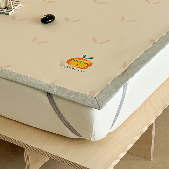 91家纺网 家纺一手货源 找家纺 Sweet dreams甜梦 2025新款母婴级7A抗菌养生冰藤席席子凉席-影棚2床席款 小草毛毛