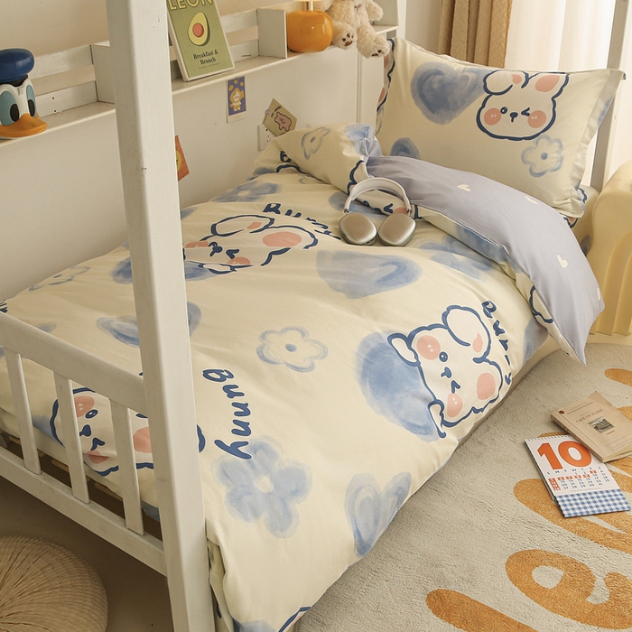 91家纺网 家纺一手货源 找家纺 天之爱 2025新款全棉纯棉印花三件套学生六件套 晴天小兔