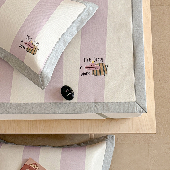 91家纺网 家纺一手货源 找家纺 Sweet dreams甜梦 2025新款母婴级7A抗菌养生冰藤席席子凉席-影棚2床席款 紫色小河马