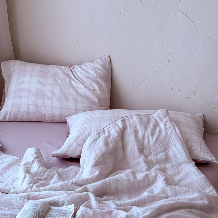 91家纺网 家纺一手货源 找家纺 山舍家居 2025春夏新款全棉提花时屿时空夏被夏凉被空调被夏被四件套 时屿时空-粉紫