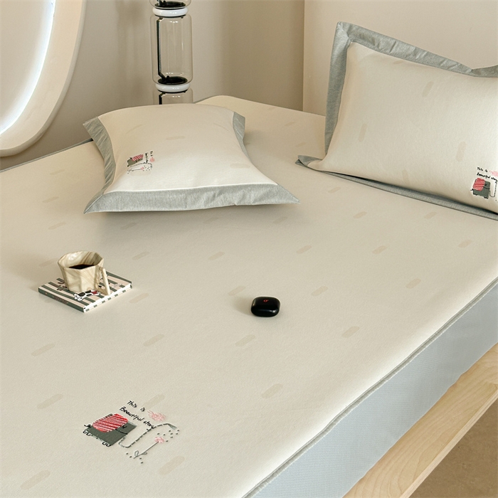 91家纺网 家纺一手货源 找家纺 Sweet dreams甜梦 2025新款母婴级7A抗菌养生冰藤席席子凉席-影棚2床笠款 波点小象