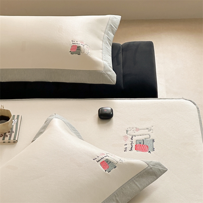 91家纺网 家纺一手货源 找家纺 Sweet dreams甜梦 2025新款母婴级7A抗菌养生冰藤席席子凉席-影棚2床笠款 波点小象