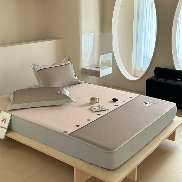 91家纺网 家纺一手货源 找家纺 Sweet dreams甜梦 2025新款母婴级7A抗菌养生冰藤席席子凉席-影棚2床笠款 可爱狗狗