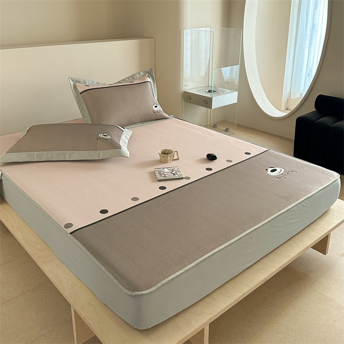 91家纺网 家纺一手货源 找家纺 Sweet dreams甜梦 2025新款母婴级7A抗菌养生冰藤席席子凉席-影棚2床笠款 可爱狗狗