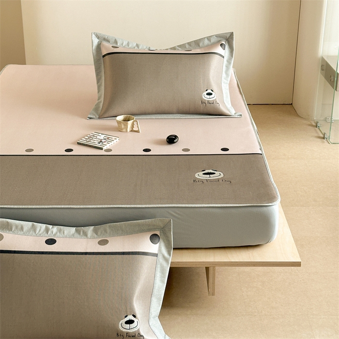 91家纺网 家纺一手货源 找家纺 Sweet dreams甜梦 2025新款母婴级7A抗菌养生冰藤席席子凉席-影棚2床笠款 可爱狗狗