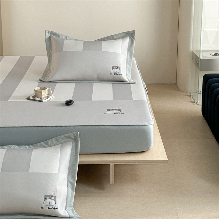 91家纺网 家纺一手货源 找家纺 Sweet dreams甜梦 2025新款母婴级7A抗菌养生冰藤席席子凉席-影棚2床笠款 美梦熊