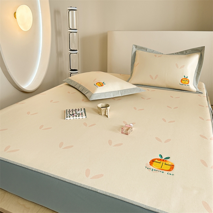 91家纺网 家纺一手货源 找家纺 Sweet dreams甜梦 2025新款母婴级7A抗菌养生冰藤席席子凉席-影棚2床笠款 小草毛毛