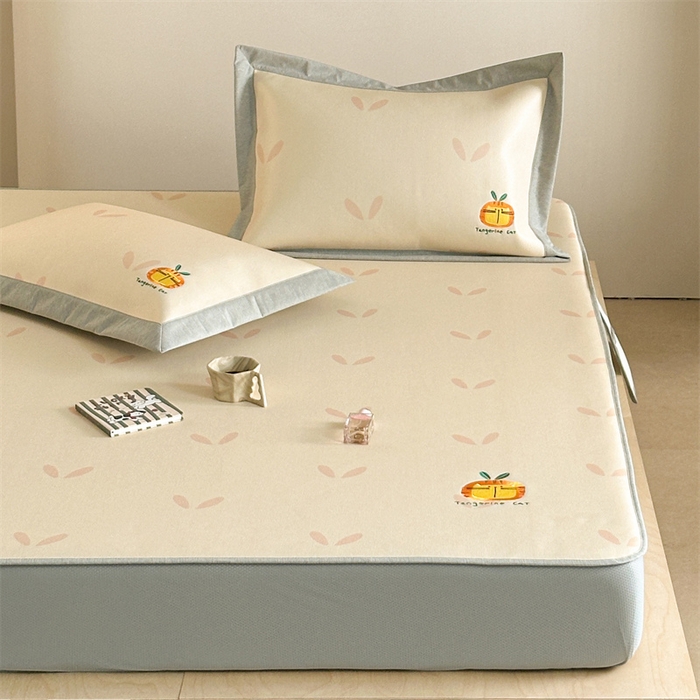 91家纺网 家纺一手货源 找家纺 Sweet dreams甜梦 2025新款母婴级7A抗菌养生冰藤席席子凉席-影棚2床笠款 小草毛毛