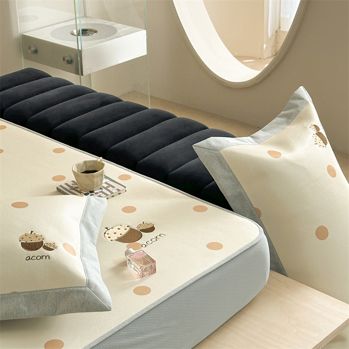 91家纺网 家纺一手货源 找家纺 Sweet dreams甜梦 2025新款母婴级7A抗菌养生冰藤席席子凉席-影棚2床笠款 小橡子