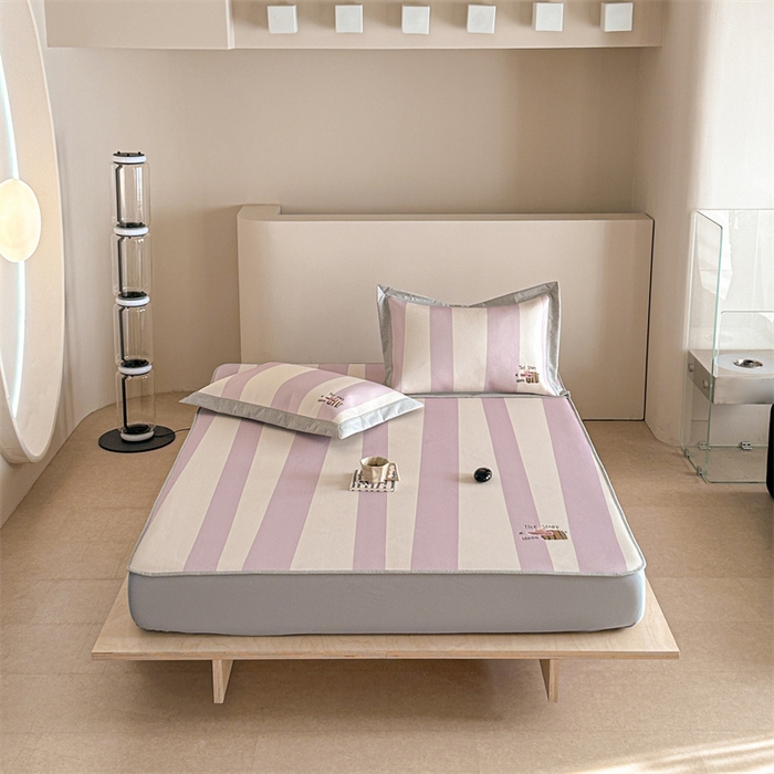 91家纺网 家纺一手货源 找家纺 Sweet dreams甜梦 2025新款母婴级7A抗菌养生冰藤席席子凉席-影棚2床笠款 紫色小河马