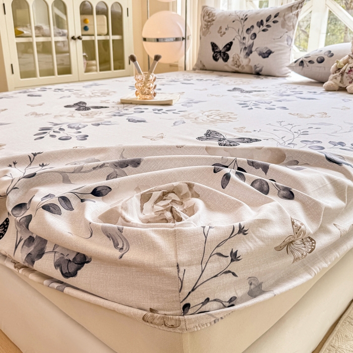 91家纺网 家纺一手货源 找家纺 韩巢家纺 2025新款全棉纯棉田园小清新花卉老粗布席子凉席夏季凉席席子床笠款床套 花蝶纷飞