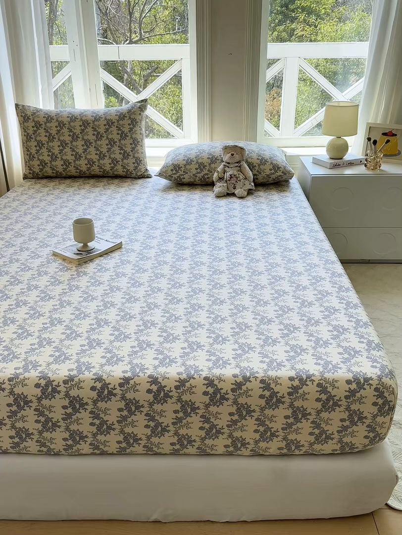 91家纺网 家纺一手货源 找家纺 韩巢家纺 2025新款全棉纯棉田园小清新花卉老粗布席子凉席夏季凉席席子床笠款床套 蓝莲花