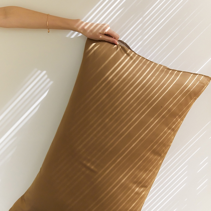 91家纺网 家纺一手货源 找家纺 咏绒家纺工厂店 2025新款60S奥地利兰精天丝轻奢四件套系列（风格二） 敦煌色-曙光银