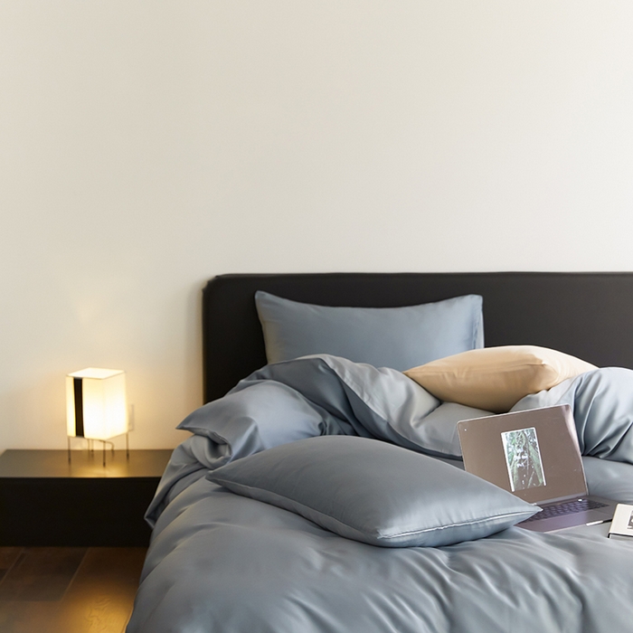 91家纺网 家纺一手货源 找家纺 咏绒家纺工厂店 2025新款60S奥地利兰精天丝轻奢四件套系列（风格二） 灰蓝色-冰川灰