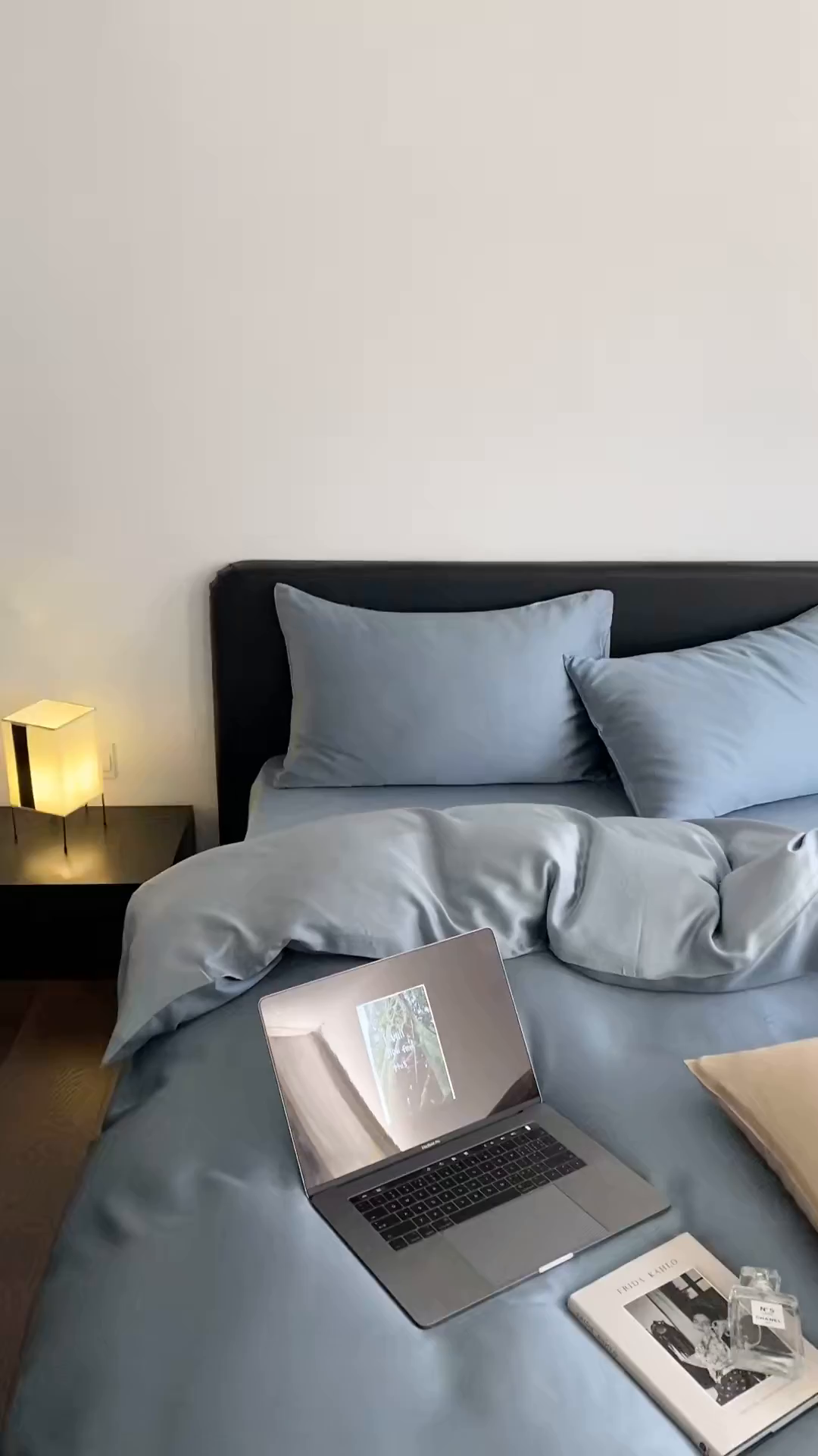 91家纺网 家纺一手货源 找家纺 咏绒家纺工厂店 2025新款60S奥地利兰精天丝轻奢四件套系列（风格二） 灰蓝色-冰川灰