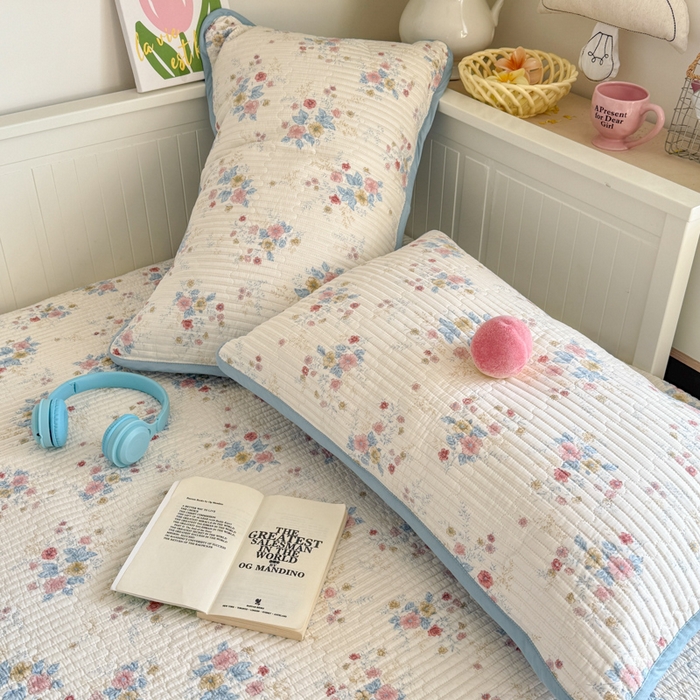 91家纺网 家纺一手货源 找家纺 茉夕家纺 2025新款新疆棉花水洗床盖 淡雅花影