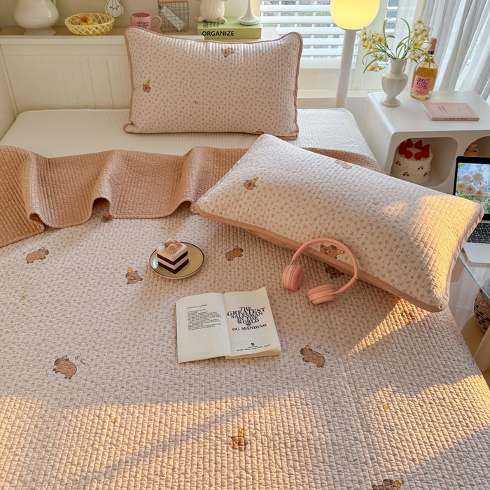 91家纺网 家纺一手货源 找家纺 茉夕家纺 2025新款新疆棉花水洗床盖 调皮巴拉